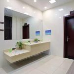 春秋淹城为景区厕所配“所长”