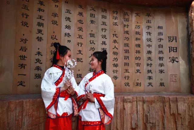 三月三上巳｜暮春祓禊、女儿及笄，让我们重拾旧时风雅