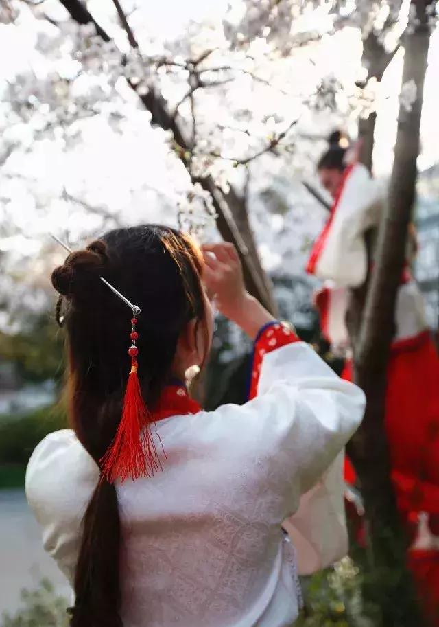 三月三上巳｜暮春祓禊、女儿及笄，让我们重拾旧时风雅