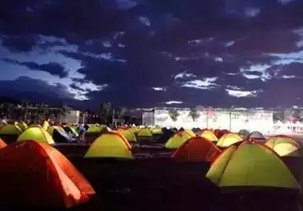 嗨一夏|星河澜月湾•淹城春秋乐园篝火帐篷节狂欢落幕!