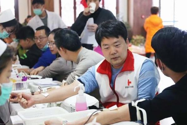 不忘初心献爱心 甘洒热血写春秋——春秋淹城旅游区开展职工无偿献血活动