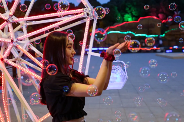 躁起来！办年卡免费游夜公园，开启欢乐夜生活