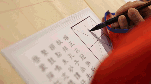 「致敬经典 回归传统」淹城春秋乐园儿童开笔礼已上线!