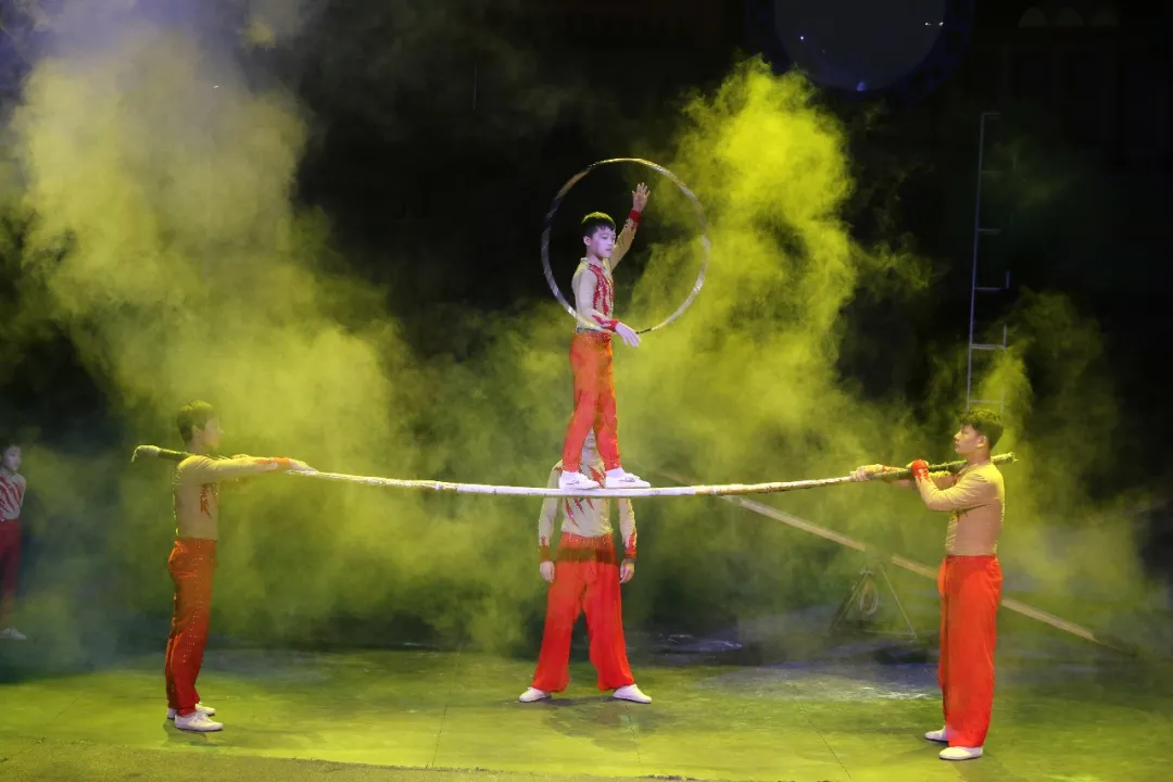 白天不懂夜的嗨！淹城野生动物世界夜公园亮相，惊艳仲夏夜！