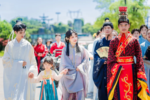 开园惊喜 年卡直降 | 淹城春秋乐园、淹城遗址公园开园公告