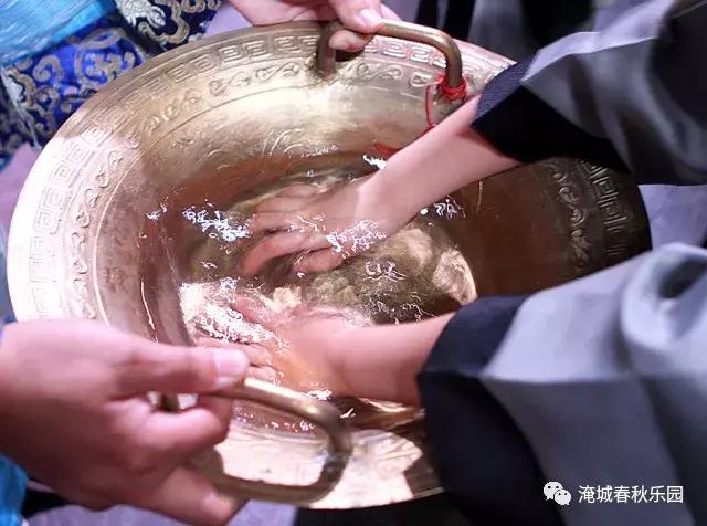 「致敬经典 回归传统」淹城春秋乐园儿童开笔礼已上线!