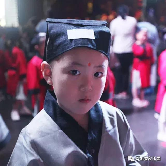 「致敬经典 回归传统」淹城春秋乐园儿童开笔礼已上线!