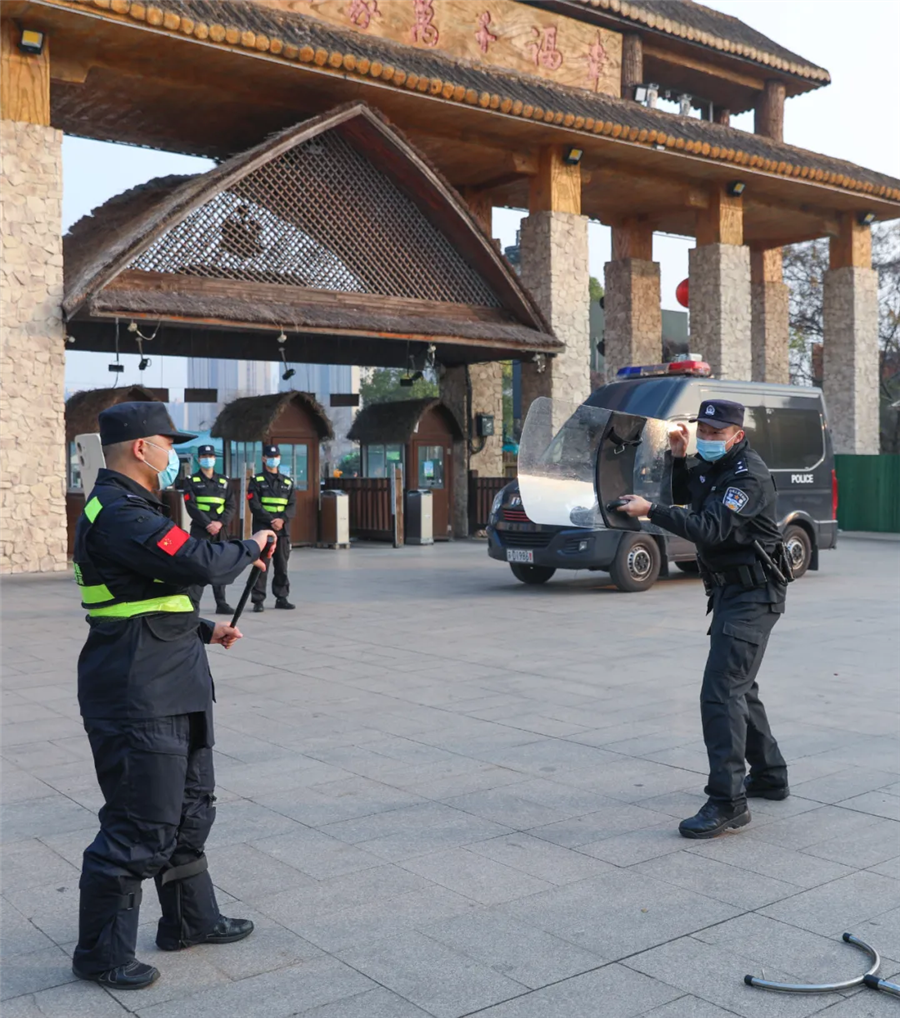 反恐防暴演练进景区，警景联动筑平安