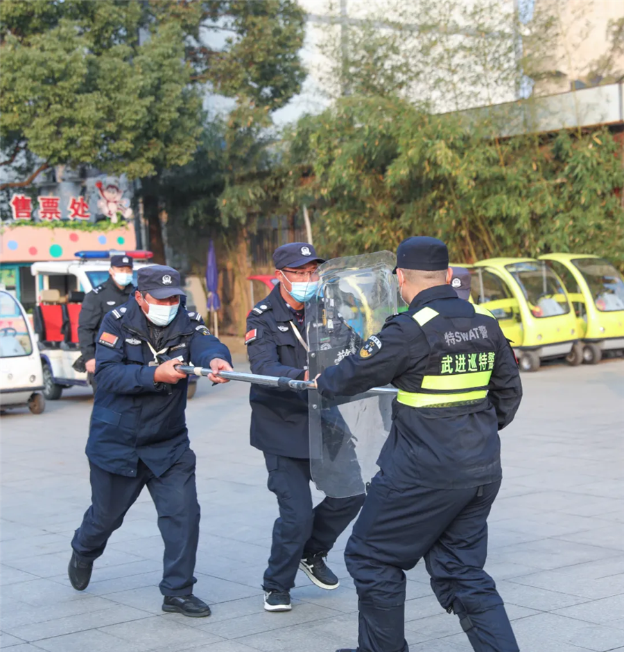 反恐防暴演练进景区,警景联动筑平安