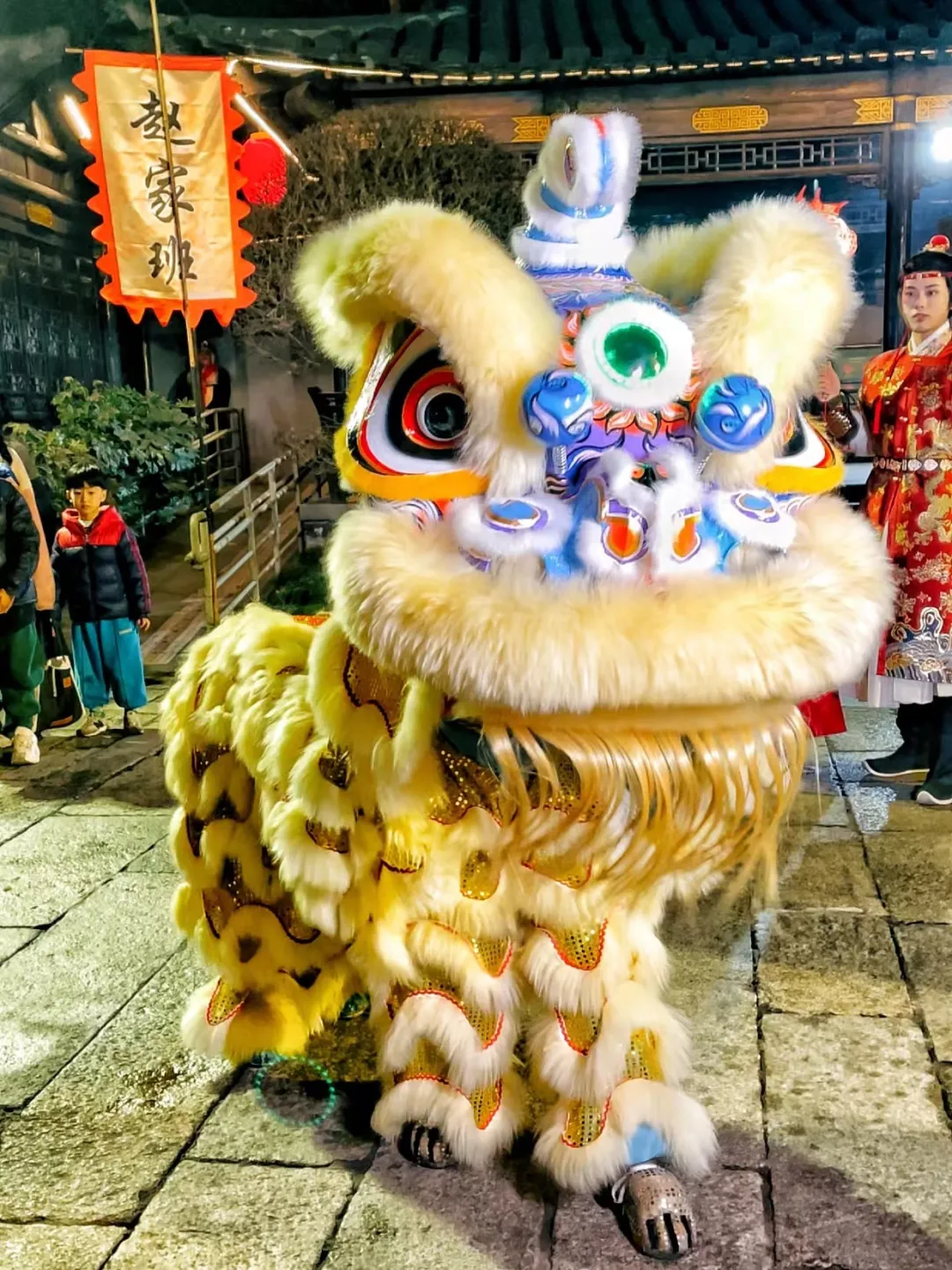 情人节遇元宵 解锁双倍中式浪漫 赏灯、看戏、夜游古城……