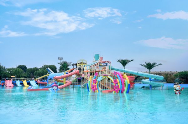 19.Spring and Autumn Water World