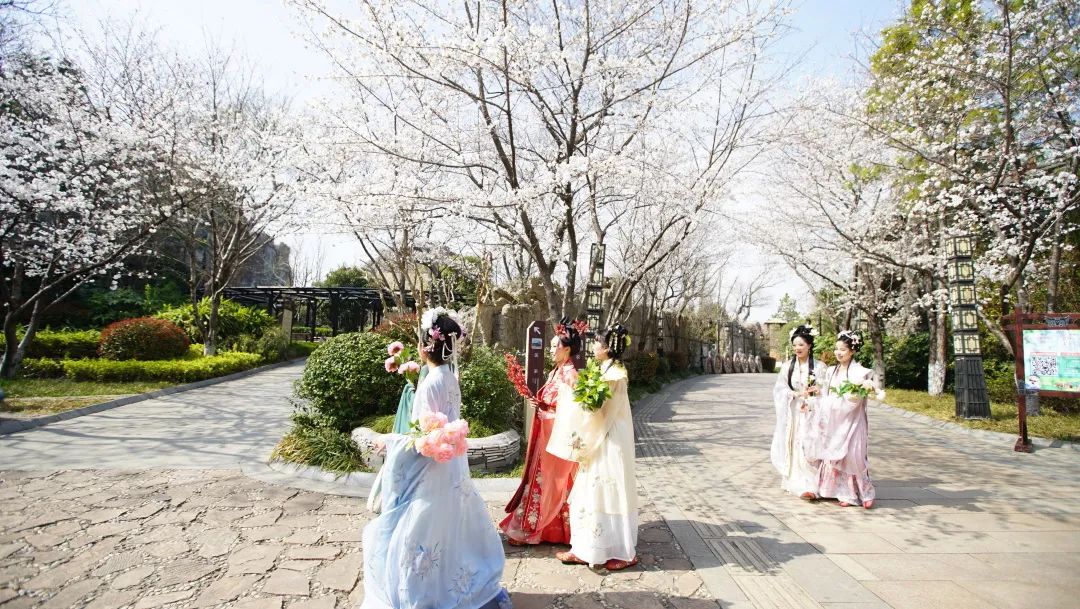 十二花神带您游淹城看神兽