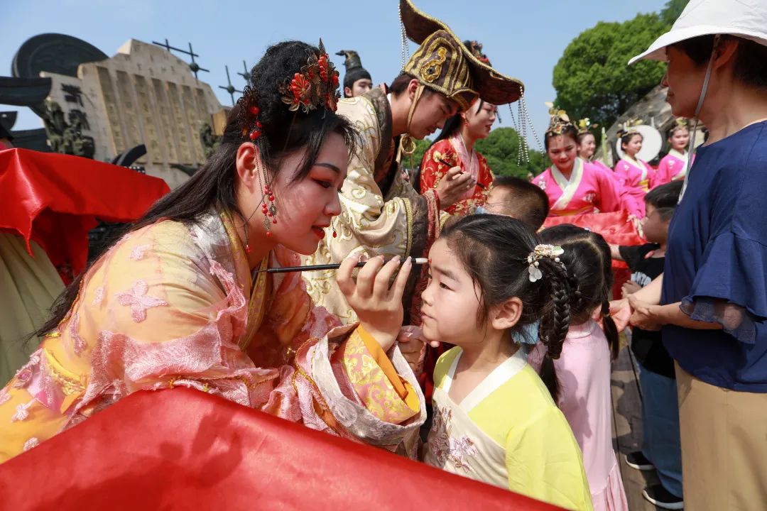 端午精彩限时3天 详情请戳↑