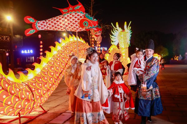 淹城春秋乐园|解锁中国式浪漫,邀您花式闹元宵!