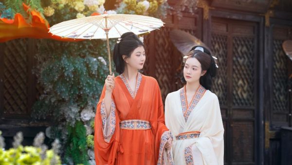 祝所有女生节日快乐!