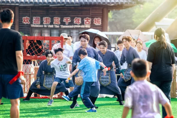 镇江球迷及儿童免费畅游淹城春秋乐园!