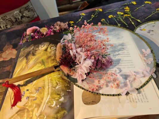 武进文化馆丨扇引春风入怀来，亲子手作体验速来报名~